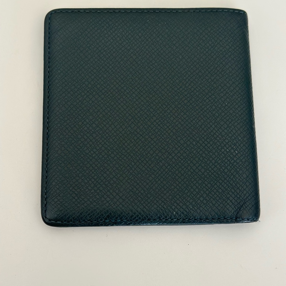 Louis Vuitton Dark green Leather Wallet - Picture 2 of 11